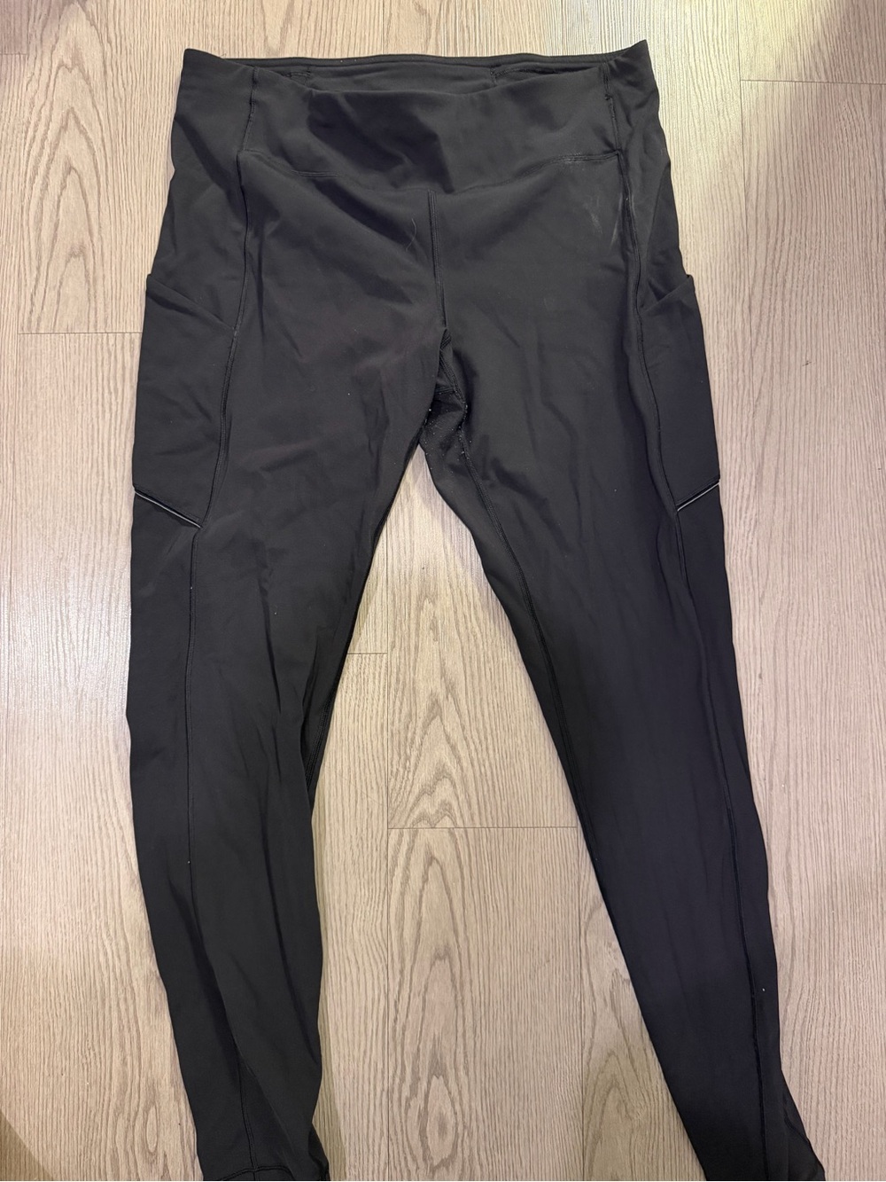 lululemon athletica Black Leggings with Side Pockets